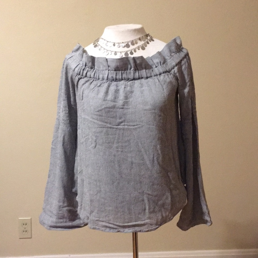 BP Black & White off the shoulder Top Long bell sleeves Size Small